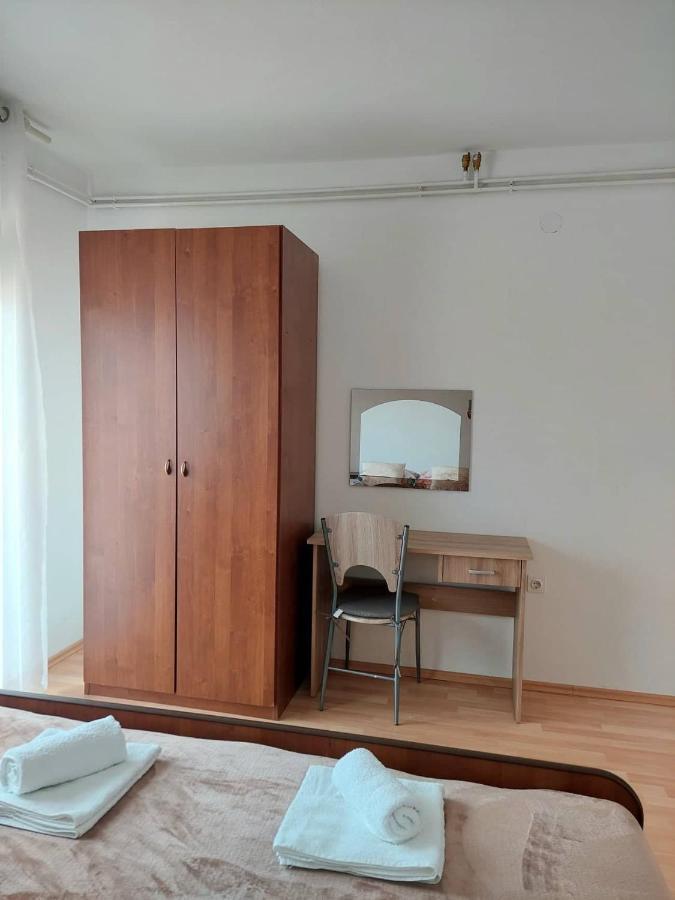 Dream Apartment Otocac Exterior photo